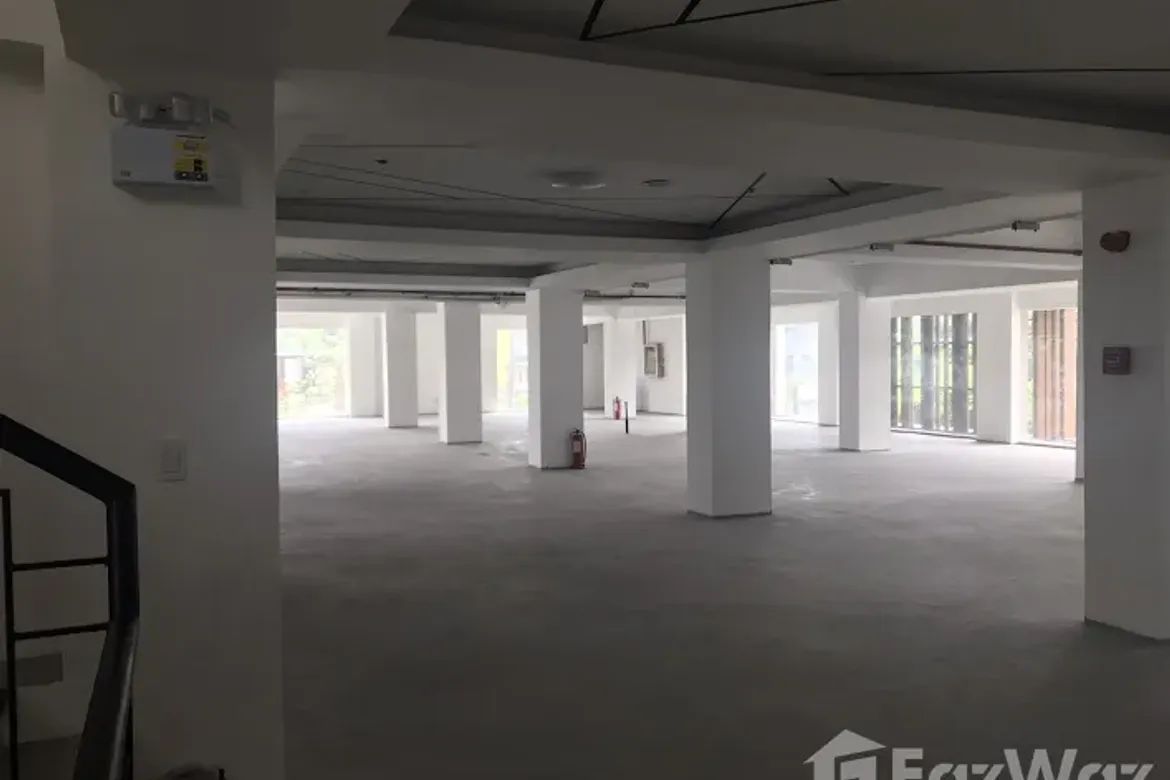 Office for Sale in Batasan Hills, Quezon City, Metro Manila – photo 7