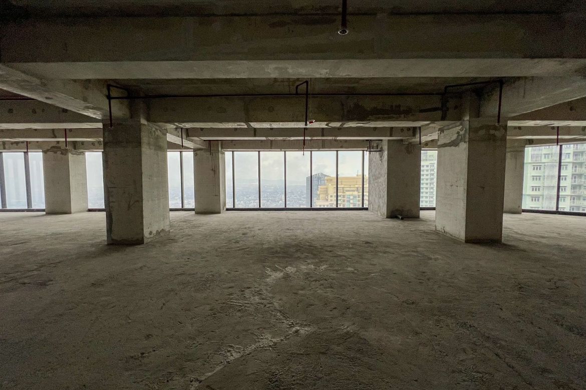 Office for Sale in High Street Corporate Plaza, BGC, Taguig, Metro Manila