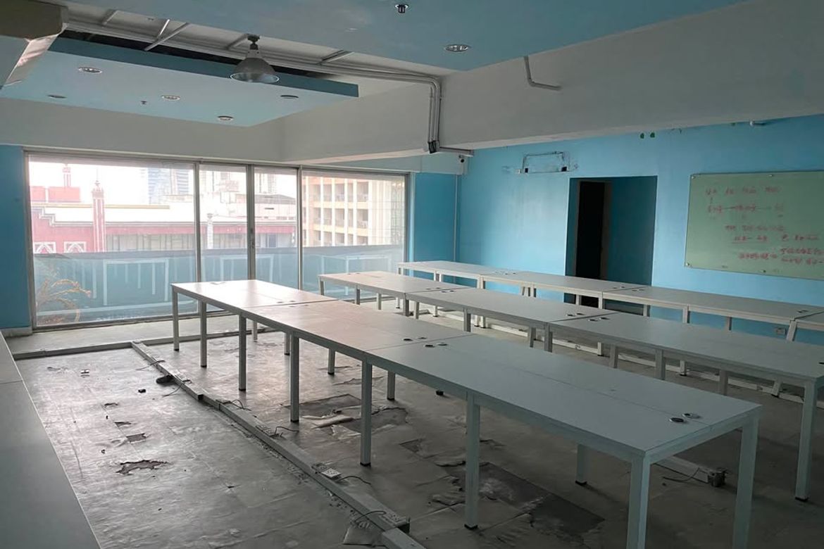 Office for Sale in Pio Del Pilar, Makati, Metro Manila – photo 2