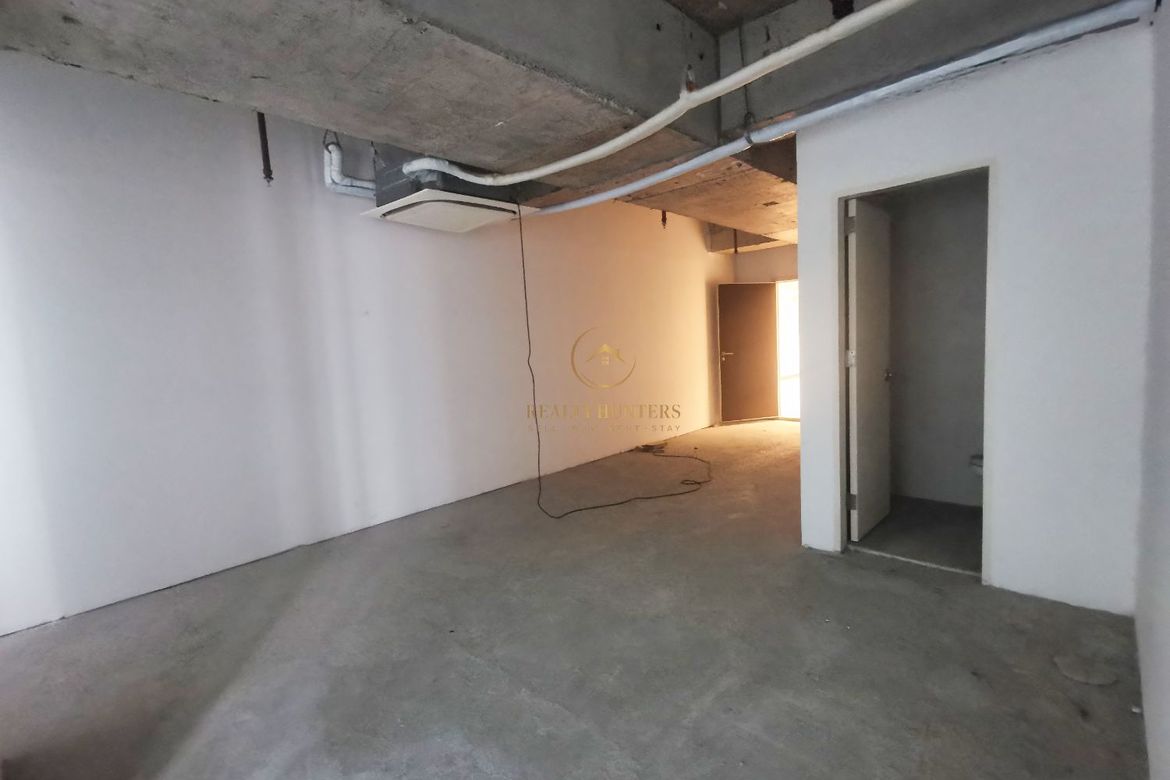 Office for Sale in Poblacion, Makati, Metro Manila – photo 2