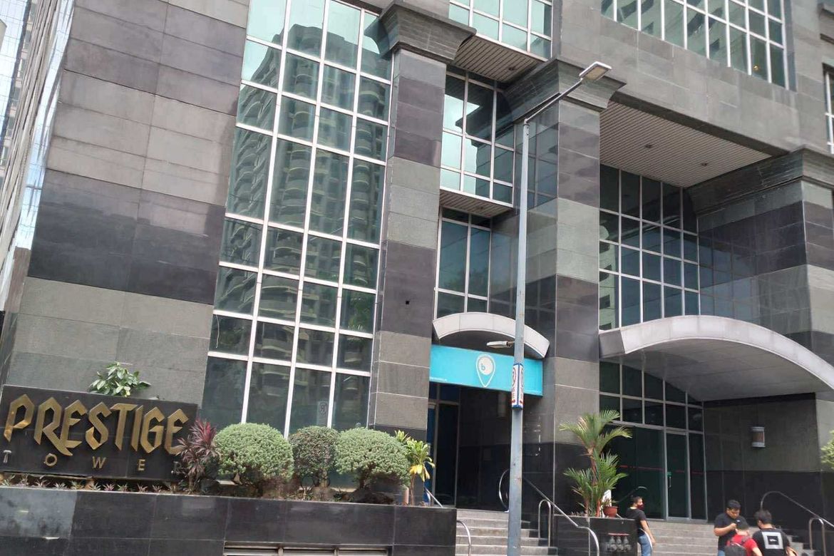 Office for Sale in Prestige Tower, San Antonio, Pasig, Metro Manila near MRT-3 Ortigas
