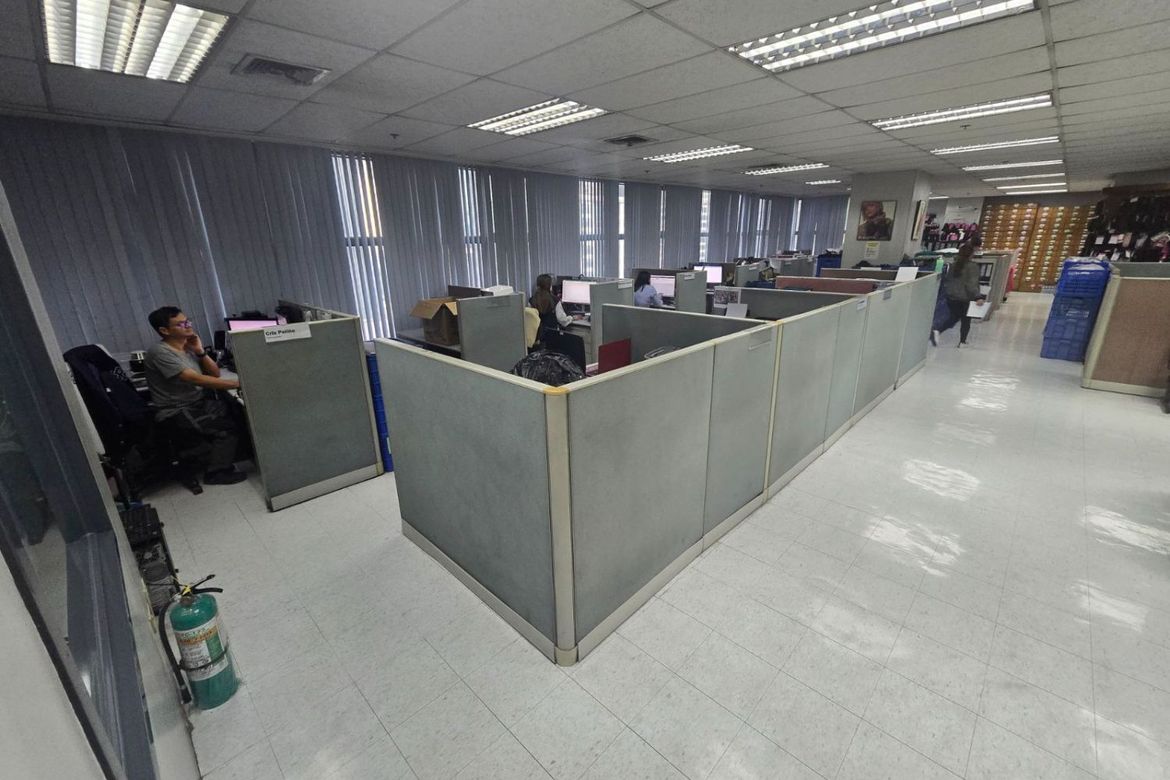 Office for Sale in San Antonio, Pasig, Metro Manila near MRT-3 Ortigas – photo 3