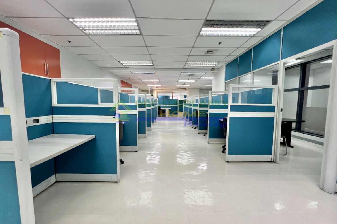 Office for Sale in San Nicolas, Pasig, Metro Manila – photo 3