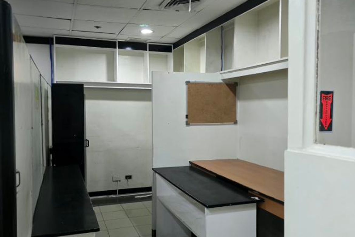 Office for Sale in Tektite Towers, San Antonio, Pasig, Metro Manila near MRT-3 Ortigas – photo 8