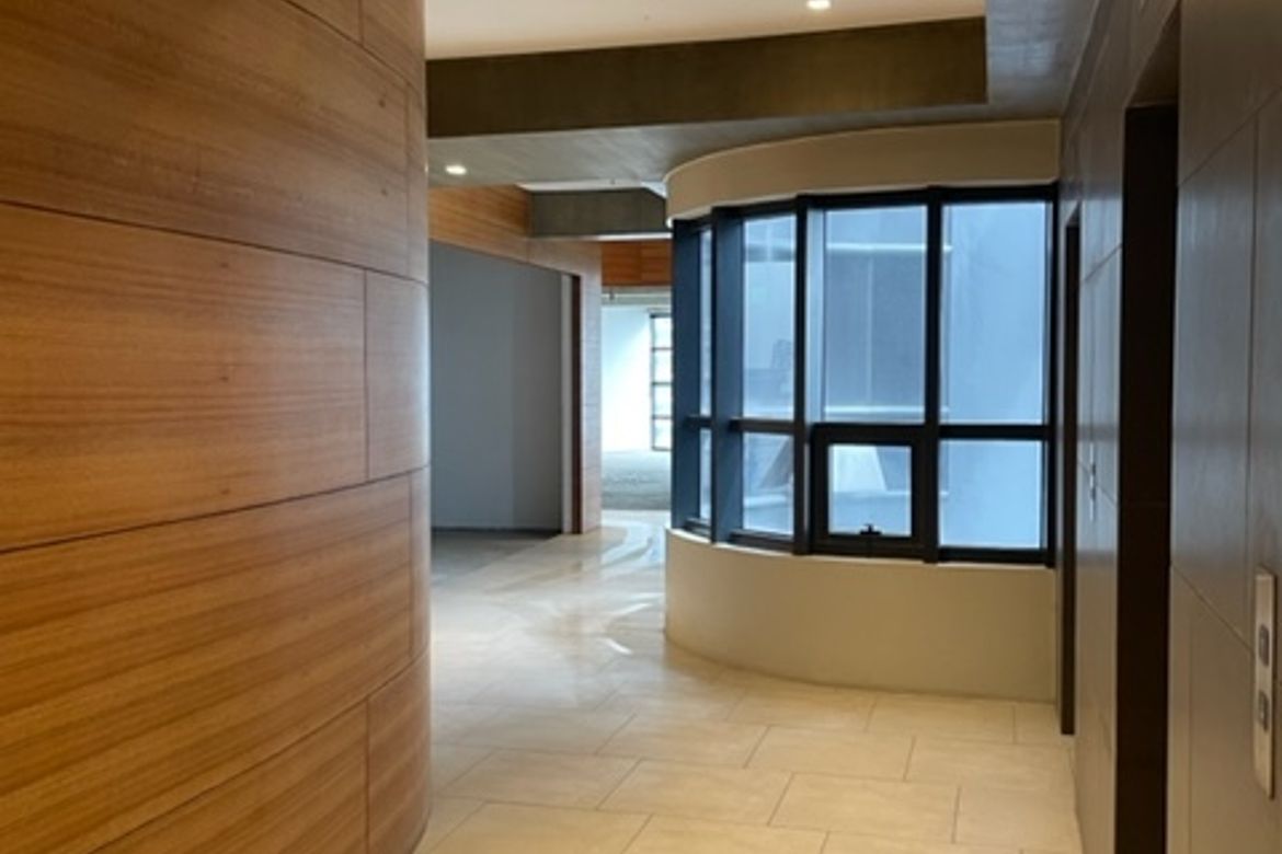 Office for Sale in West Triangle, Quezon City, Metro Manila near MRT-3 Quezon Avenue – photo 4