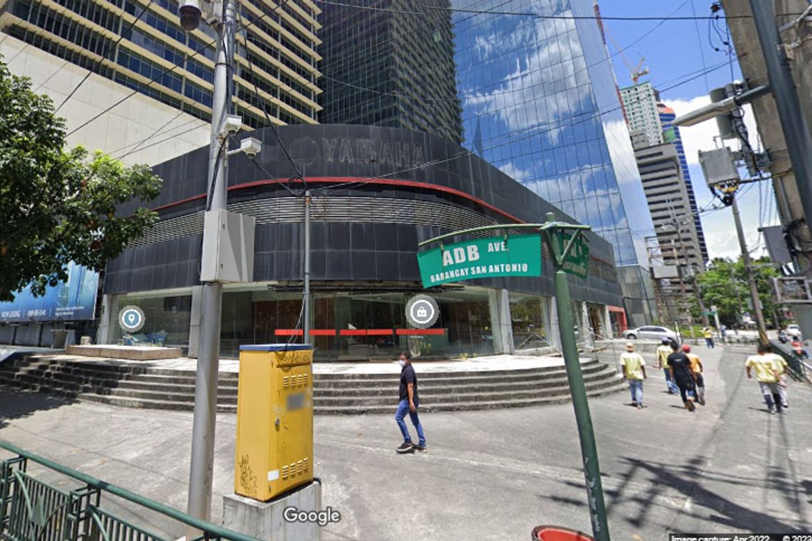 Shophouse for Rent in Wack-Wack Greenhills, Mandaluyong, Metro Manila near MRT-3 Ortigas