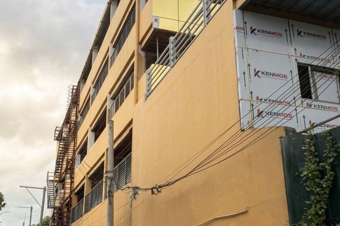 Shophouse for Sale in Anabu I-B, Imus, Cavite – photo 5