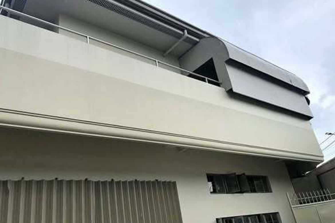 Shophouse for Sale in Apolonio Samson, Quezon City, Metro Manila near LRT-1 Balintawak – photo 7