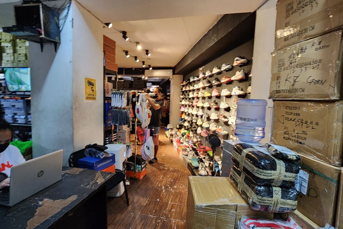 Shophouse for Sale in Balingasa, Quezon City, Metro Manila near LRT-1 Balintawak – photo 5