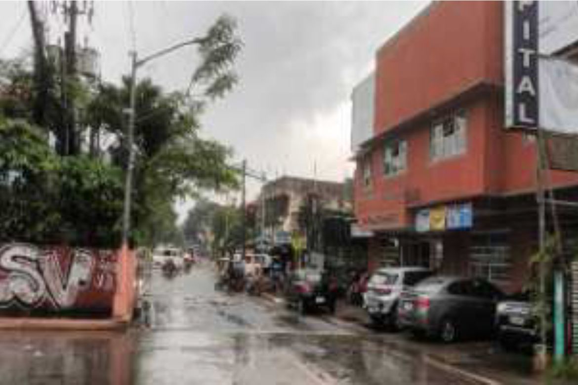 Shophouse for Sale in Barangay 93, Caloocan, Metro Manila near LRT-1 Monumento – photo 3