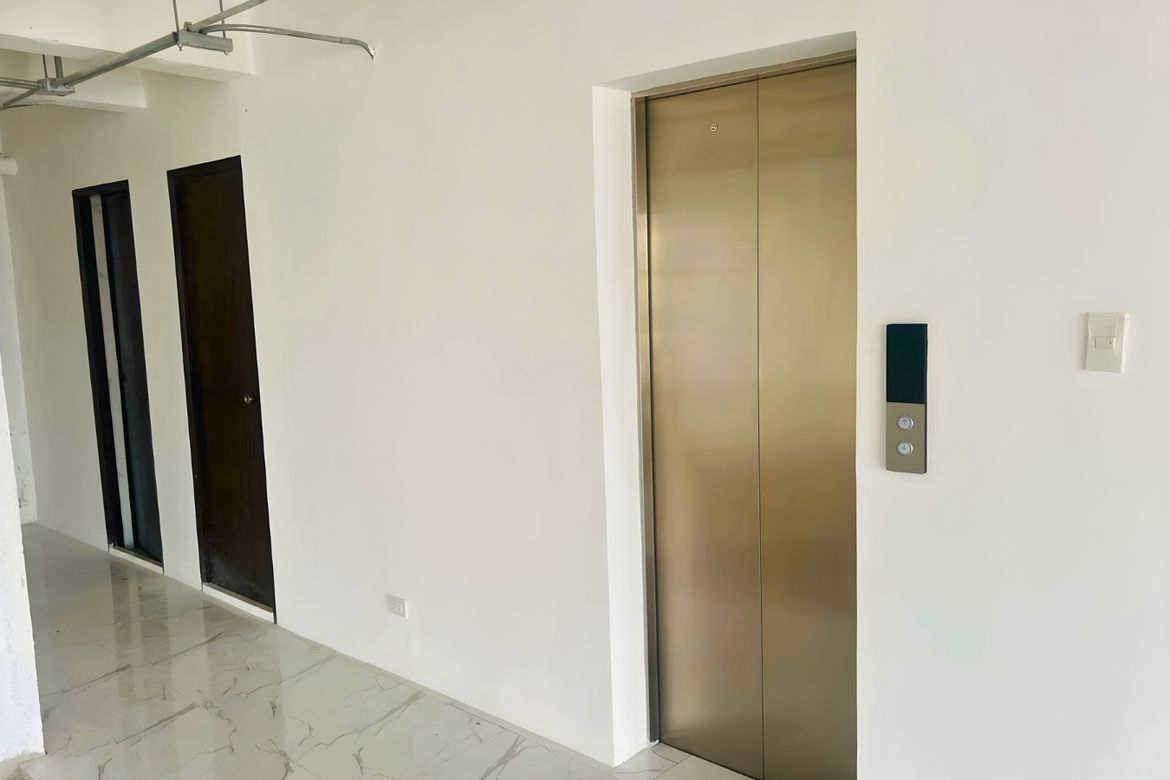 Shophouse for Sale in Barangay 97, Pasay, Metro Manila near MRT-3 Taft Avenue – photo 3
