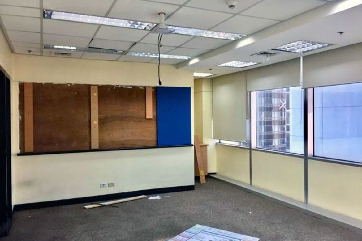 Shophouse for Sale in Bel-Air, Makati, Metro Manila – photo 3