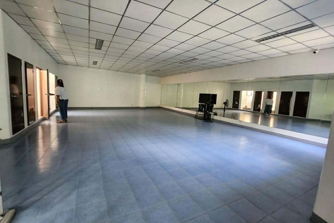 Shophouse for Sale in Central, Quezon City, Metro Manila – photo 5