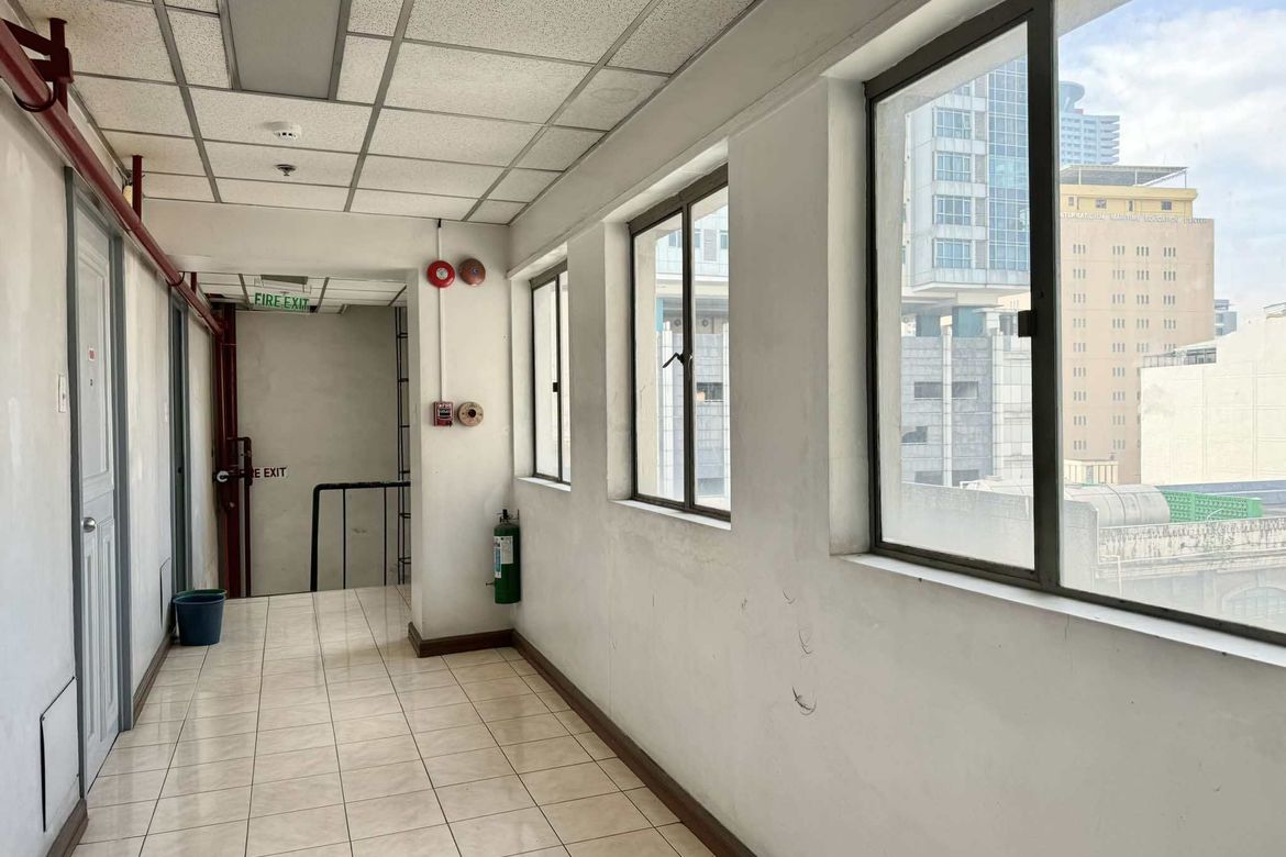 Shophouse for Sale in Ermita, Manila, Metro Manila near LRT-1 United Nations – photo 3