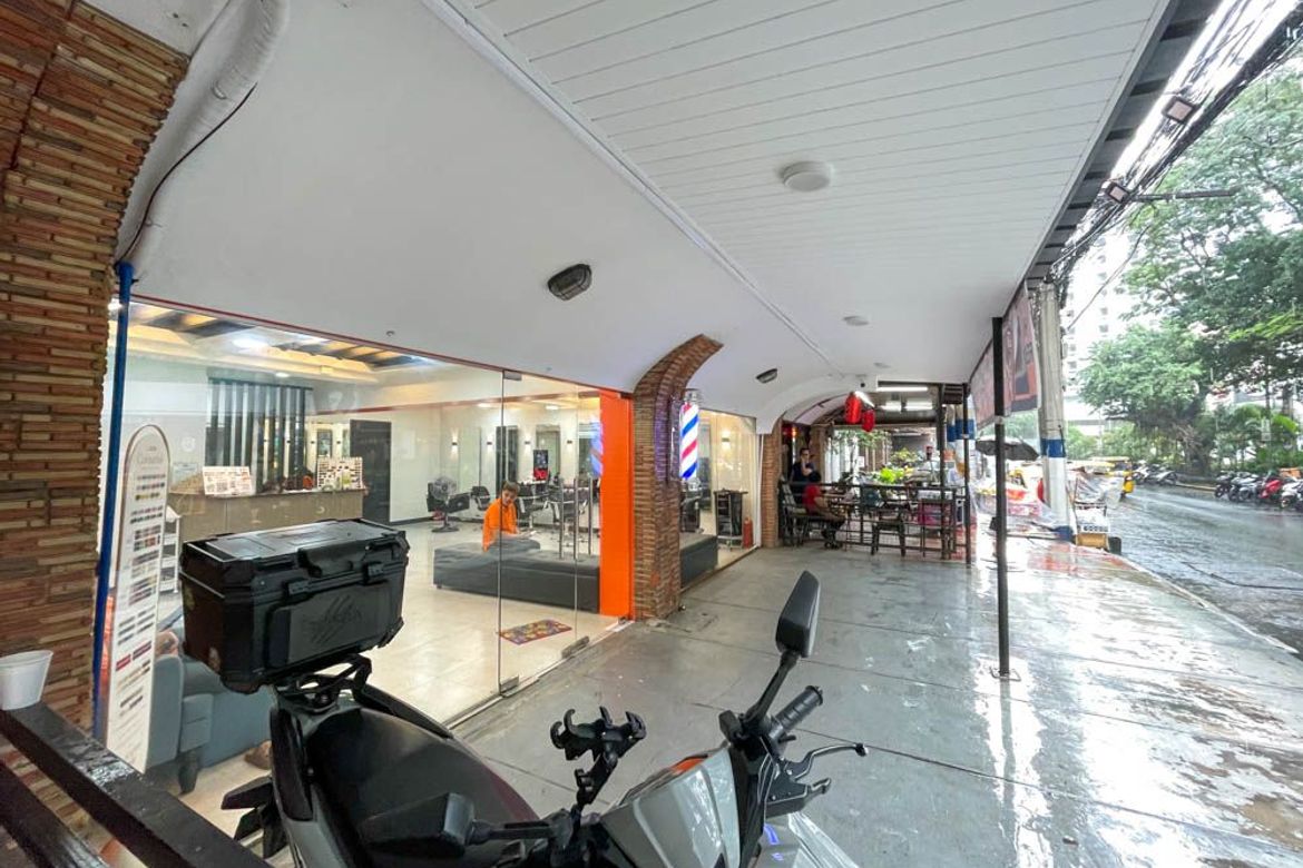 Shophouse for Sale in Ermita, Manila, Metro Manila near LRT-1 United Nations – photo 7