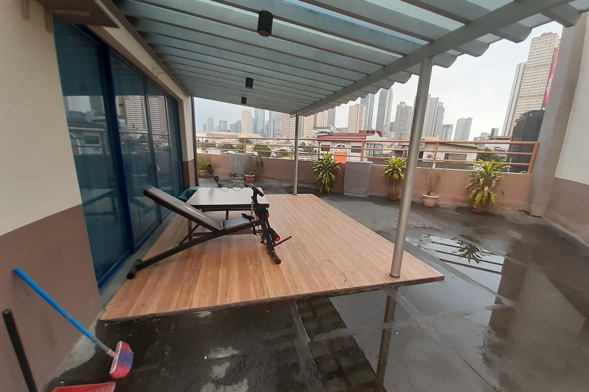 Shophouse for Sale in Highway Hills, Mandaluyong, Metro Manila near MRT-3 Shaw Boulevard – photo 3