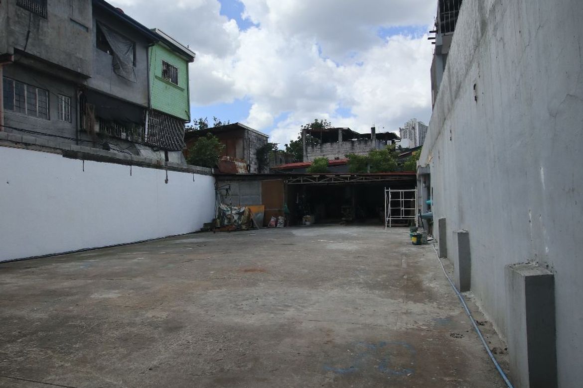 Shophouse for Sale in Kapasigan, Pasig, Metro Manila – photo 7