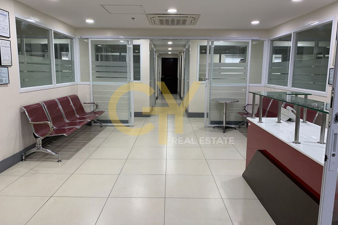 Shophouse for Sale in Laging Handa, Quezon City, Metro Manila near MRT-3 Kamuning – photo 2