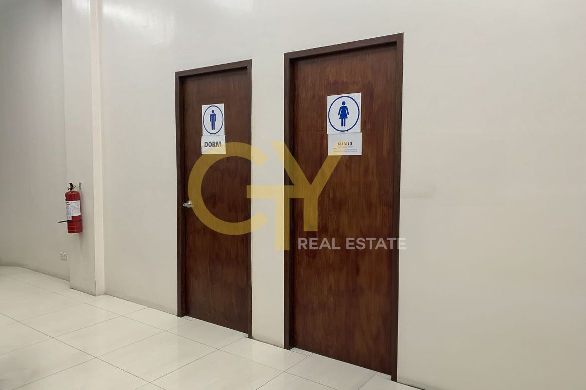 Shophouse for Sale in Laging Handa, Quezon City, Metro Manila near MRT-3 Kamuning – photo 5