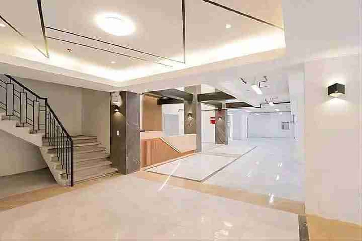 Shophouse for Sale in Laging Handa, Quezon City, Metro Manila near MRT-3 Kamuning – photo 4