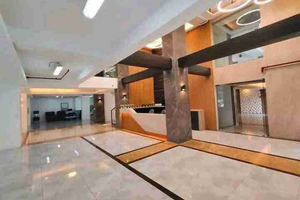 Shophouse for Sale in Laging Handa, Quezon City, Metro Manila near MRT-3 Kamuning – photo 7