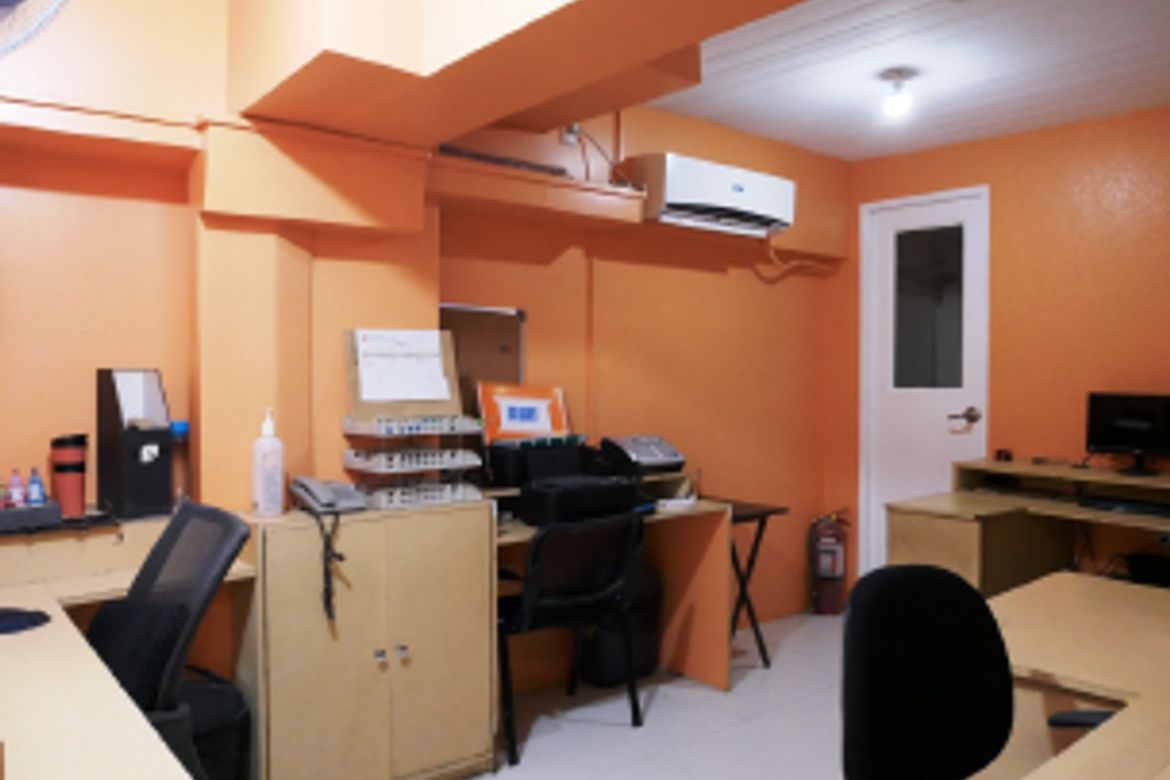 Shophouse for Sale in Malate, Manila, Metro Manila near LRT-1 Vito Cruz – photo 2