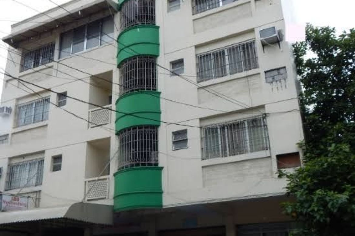 Shophouse for Sale in Palanan, Makati, Metro Manila