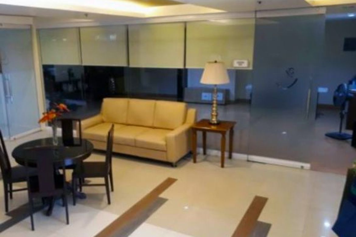 Shophouse for Sale in Palanan, Makati, Metro Manila – photo 3
