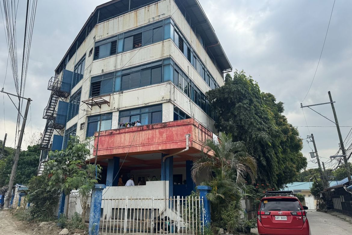 Shophouse for Sale in Poblacion I-A, Imus, Cavite – photo 2
