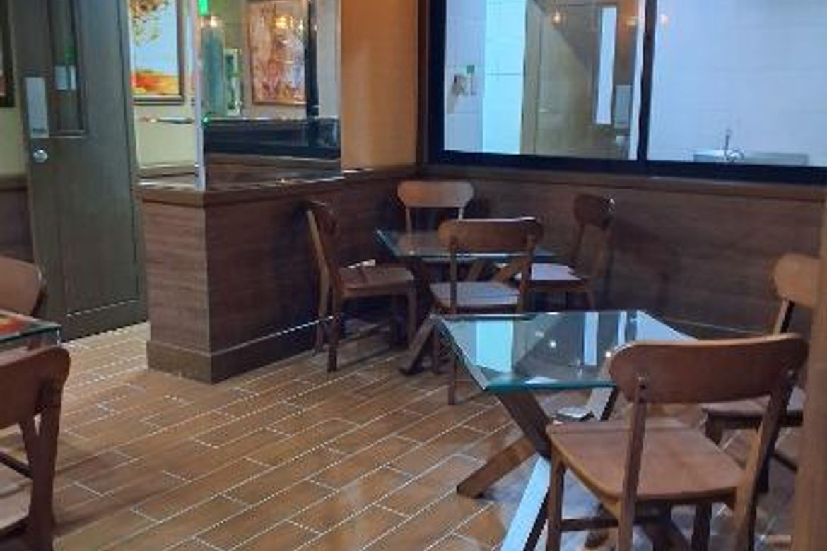 Shophouse for Sale in Poblacion, Makati City – photo 12