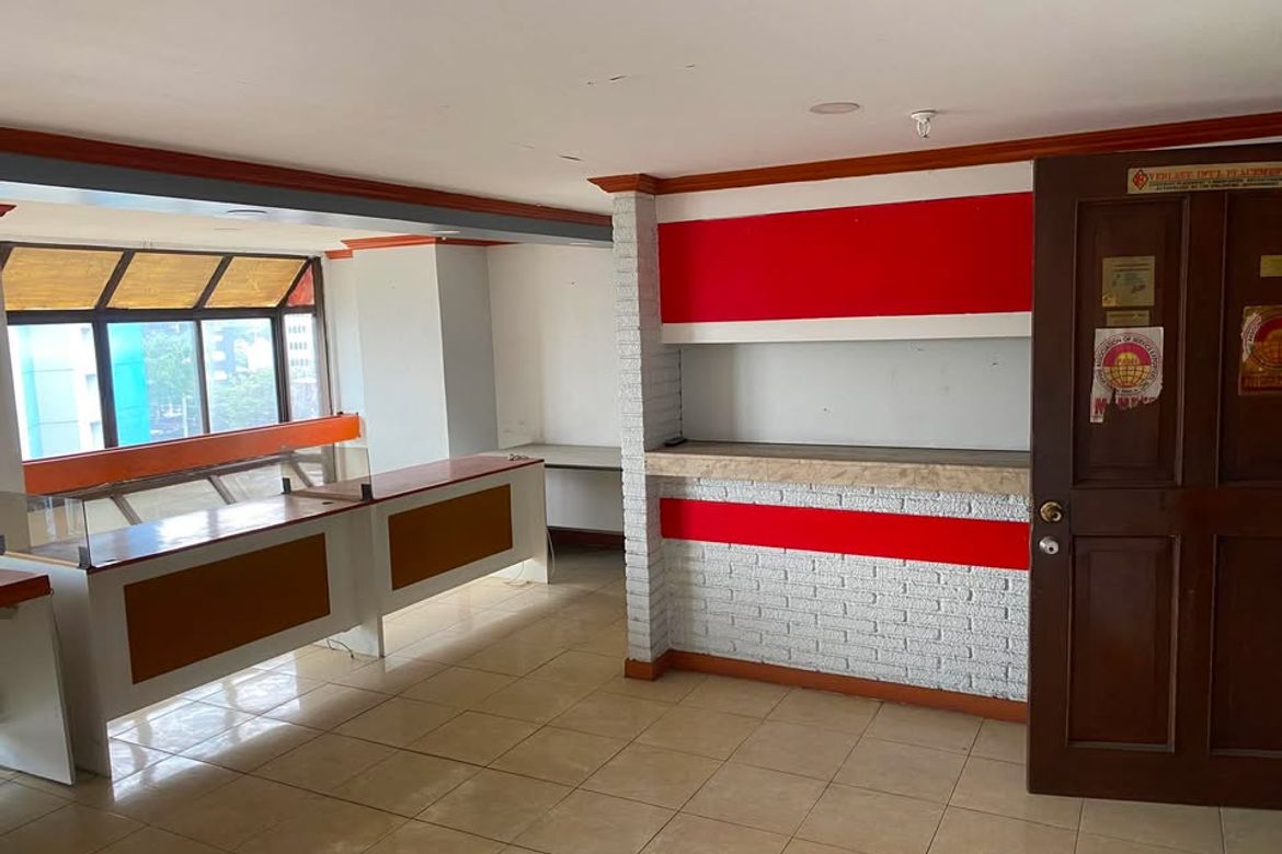 Shophouse for Sale in Poblacion, Makati, Metro Manila