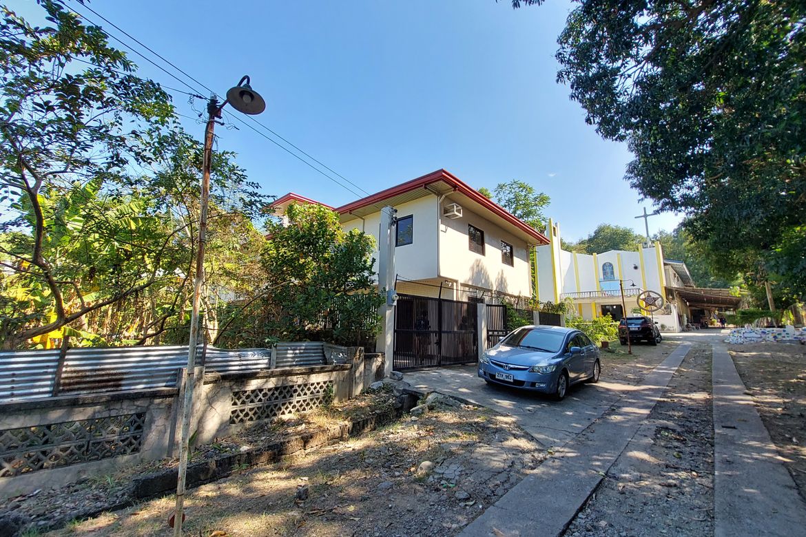 Shophouse for Sale in San Cornelio, Caba, La Union – photo 5