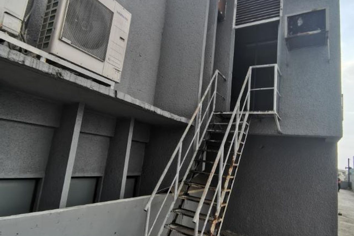 Shophouse for Sale in San Isidro, Makati, Metro Manila – photo 5