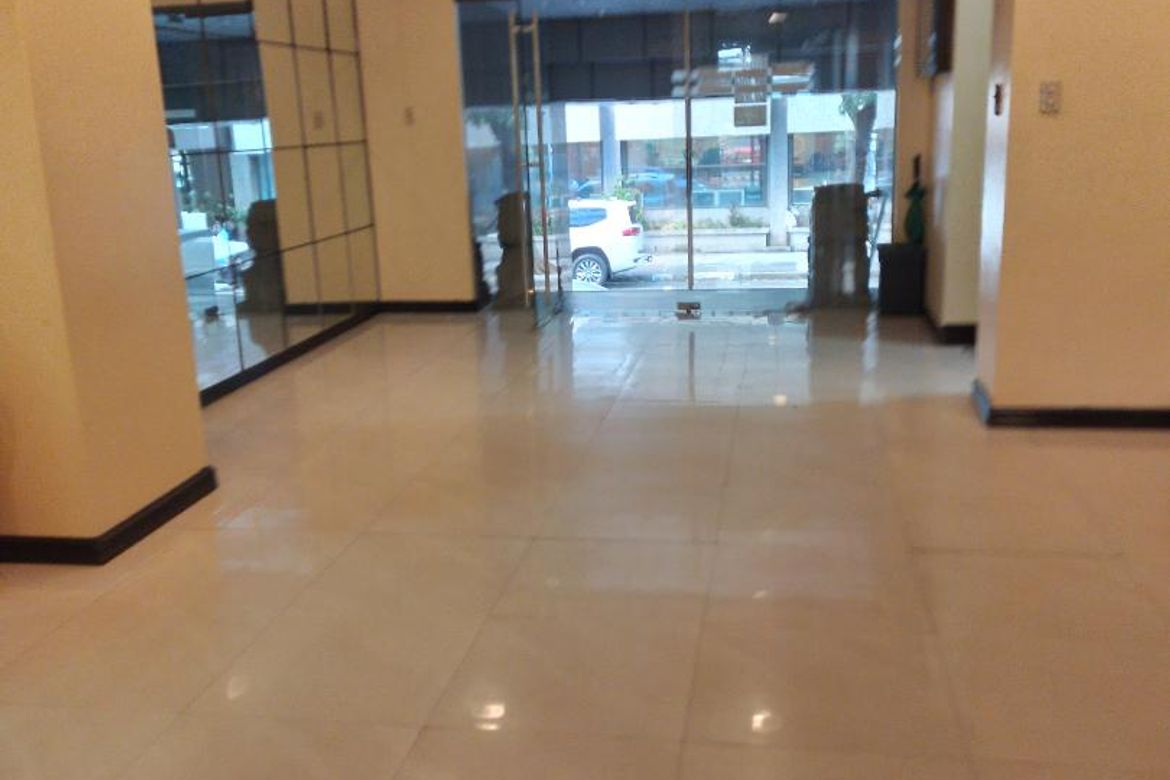 Shophouse for Sale in San Lorenzo, Makati, Metro Manila near MRT-3 Ayala – photo 2