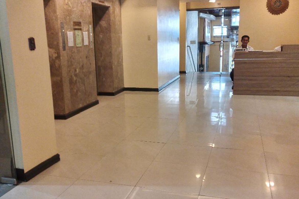 Shophouse for Sale in San Lorenzo, Makati, Metro Manila near MRT-3 Ayala – photo 4