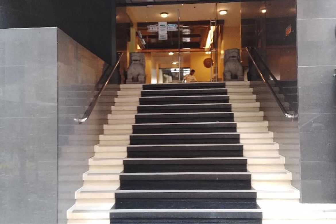 Shophouse for Sale in San Lorenzo, Makati, Metro Manila near MRT-3 Ayala – photo 5