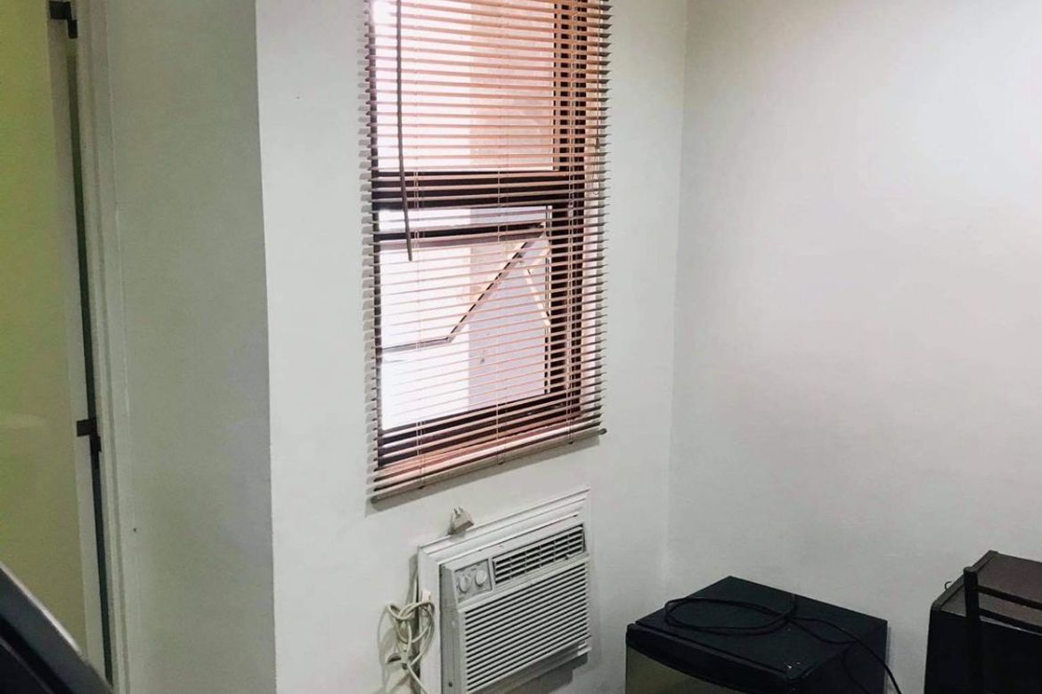 Shophouse for Sale in Santa Cruz, Manila, Metro Manila near LRT-1 Tayuman – photo 7