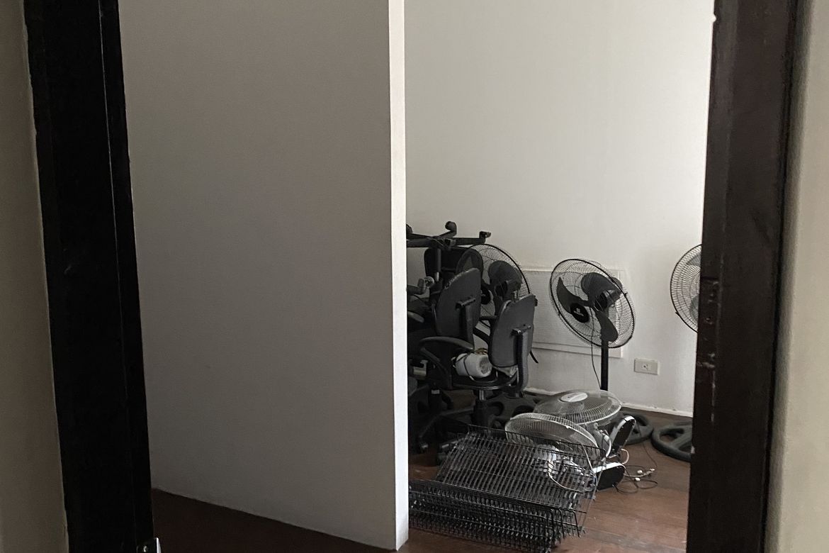 Shophouse for Sale in South Triangle, Quezon City, Metro Manila near MRT-3 Quezon Avenue – photo 4
