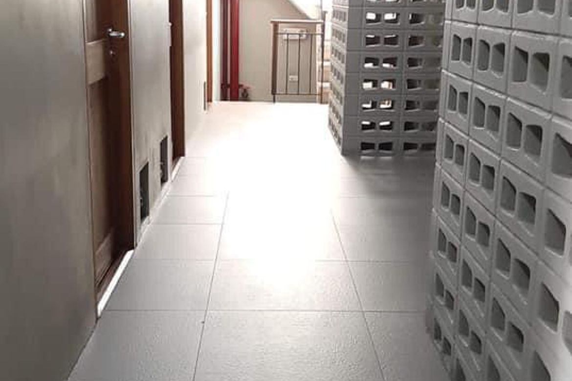 Shophouse for Sale in Urdaneta, Makati City near MRT-3 Buendia – photo 4