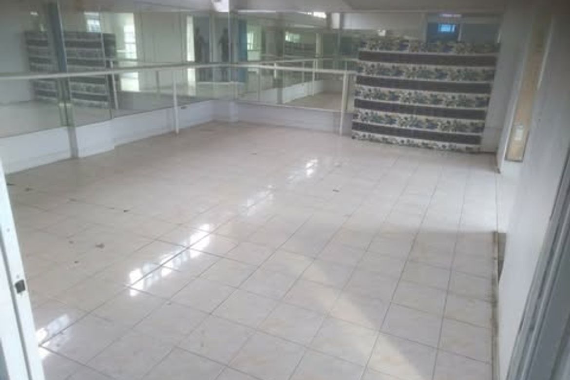 Shophouse for Sale in Veterans Village, Quezon City, Metro Manila near MRT-3 North Avenue – photo 3