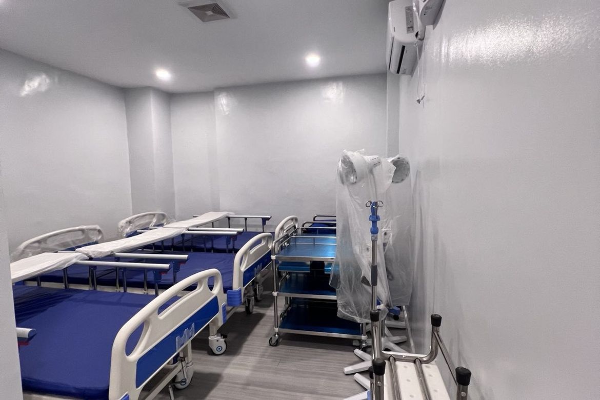 Shophouse for Sale in Veterans Village, Quezon City, Metro Manila near MRT-3 North Avenue – photo 3