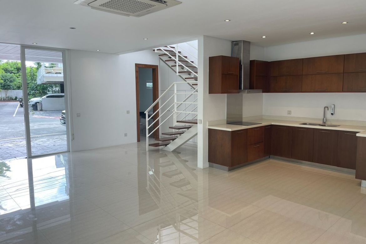 Townhouse for Sale in Bambang, Taguig, Metro Manila – photo 4