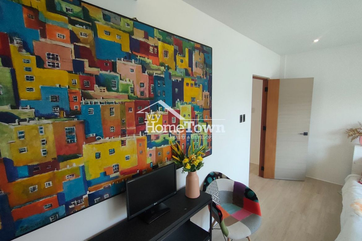 Townhouse for Sale in Highway Hills, Mandaluyong, Metro Manila near MRT-3 Shaw Boulevard