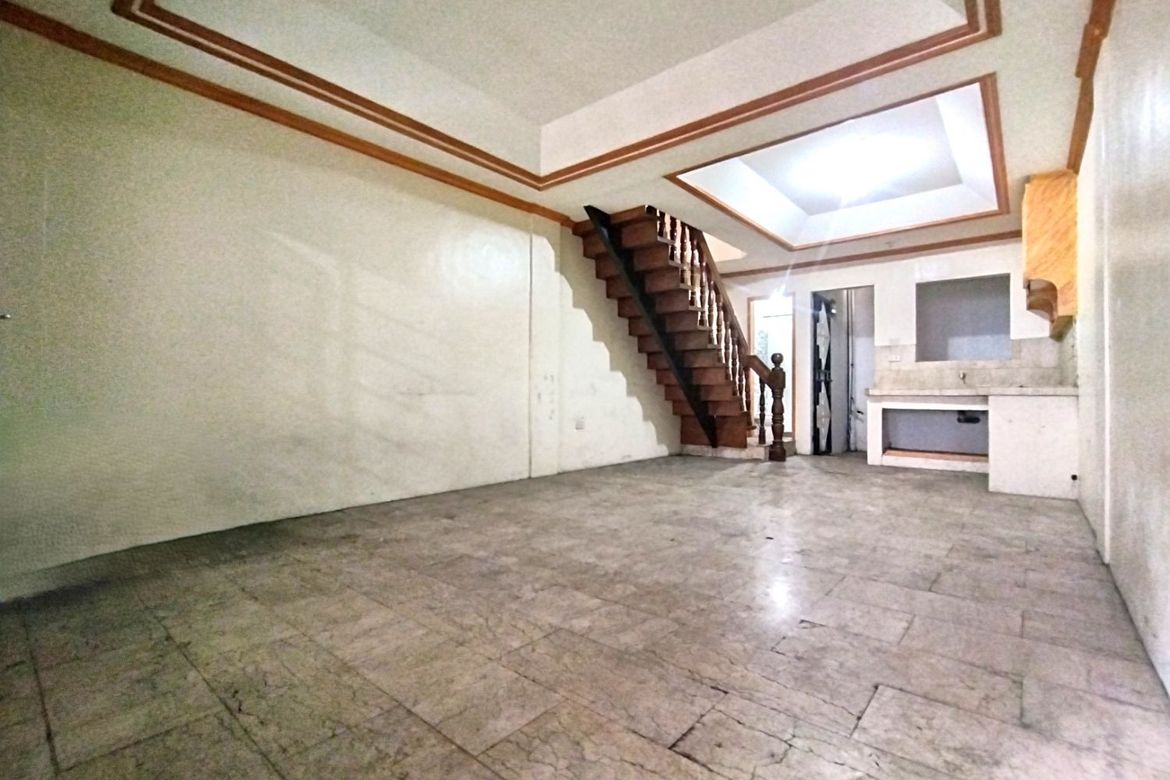 Townhouse for Sale in Manila, Metro Manila – photo 2
