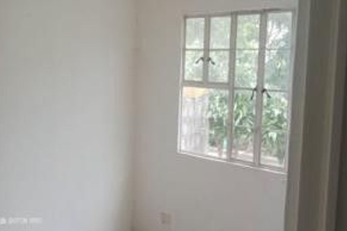 Townhouse for Sale in Navarro, General Trias, Cavite – photo 4