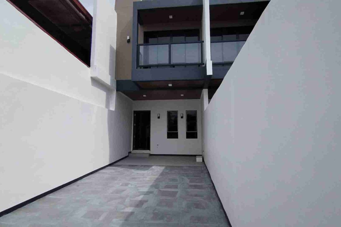 Townhouse for Sale in Pamplona Dos, Las Piñas, Metro Manila
