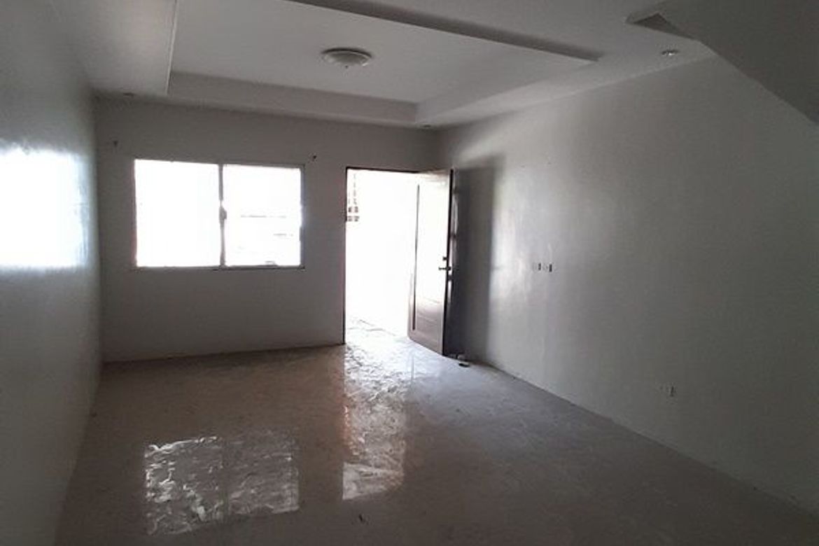 Townhouse for Sale in Pamplona Tres, Las Piñas, Metro Manila – photo 3