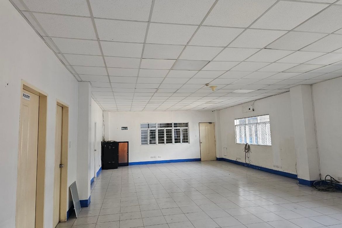 Warehouse / Factory for Rent in Barangay 4, Carmona, Cavite photo 8