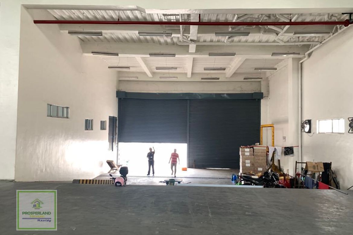 Warehouse / Factory for Rent in Barangay 6, Calamba, Laguna photo 4