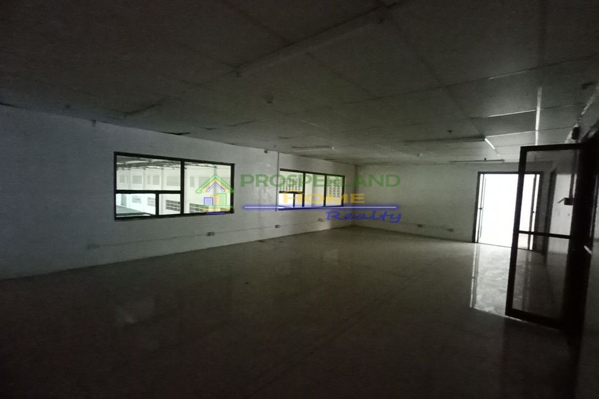 Warehouse / Factory for Rent in Barangay 62-A, Cavite City, Cavite photo 4